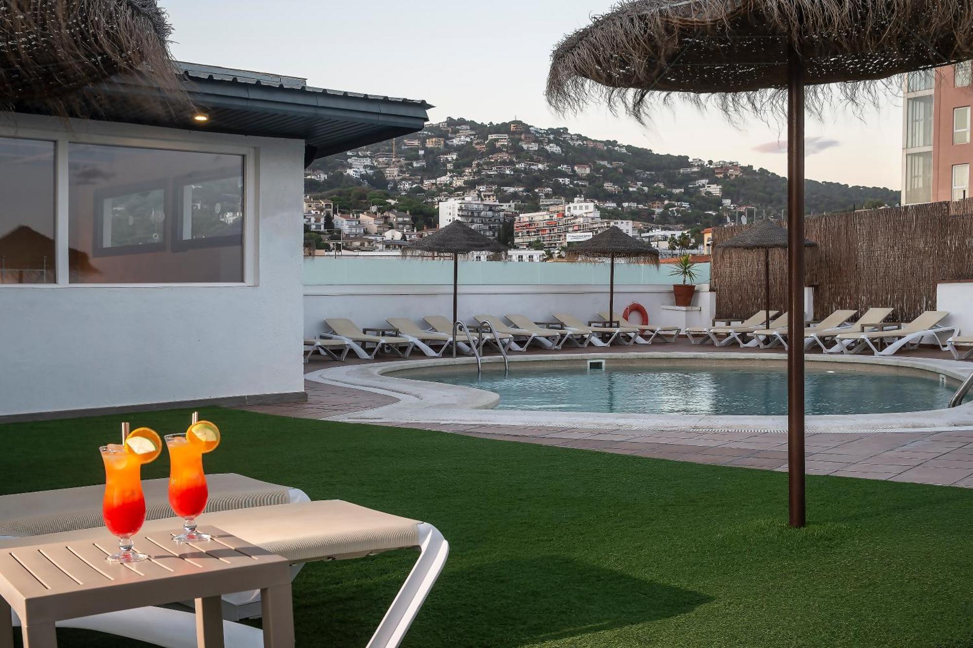 Santa Rosa Hotel Lloret de Mar