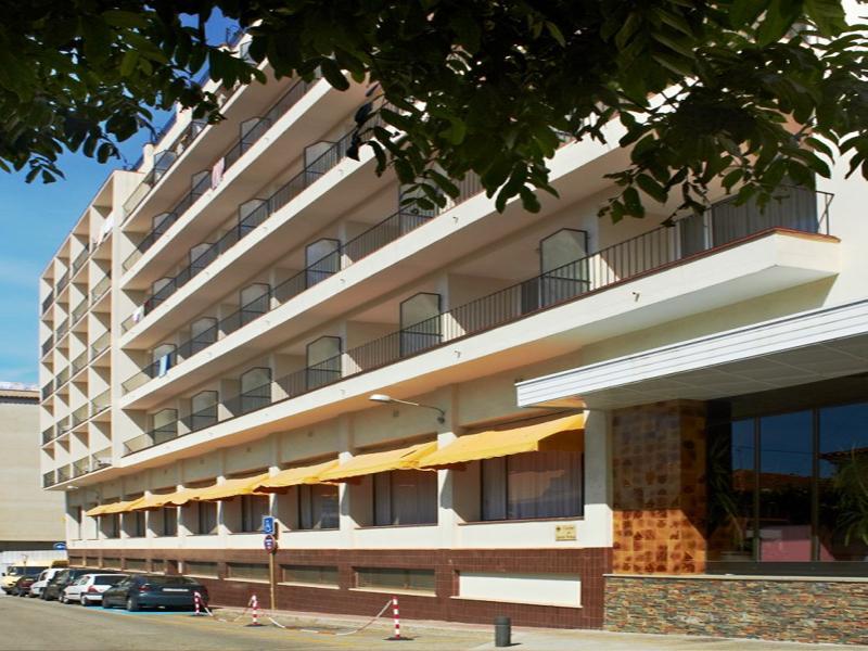 Lloret Santa Rosa By Pierre & 4* Lloret de Mar